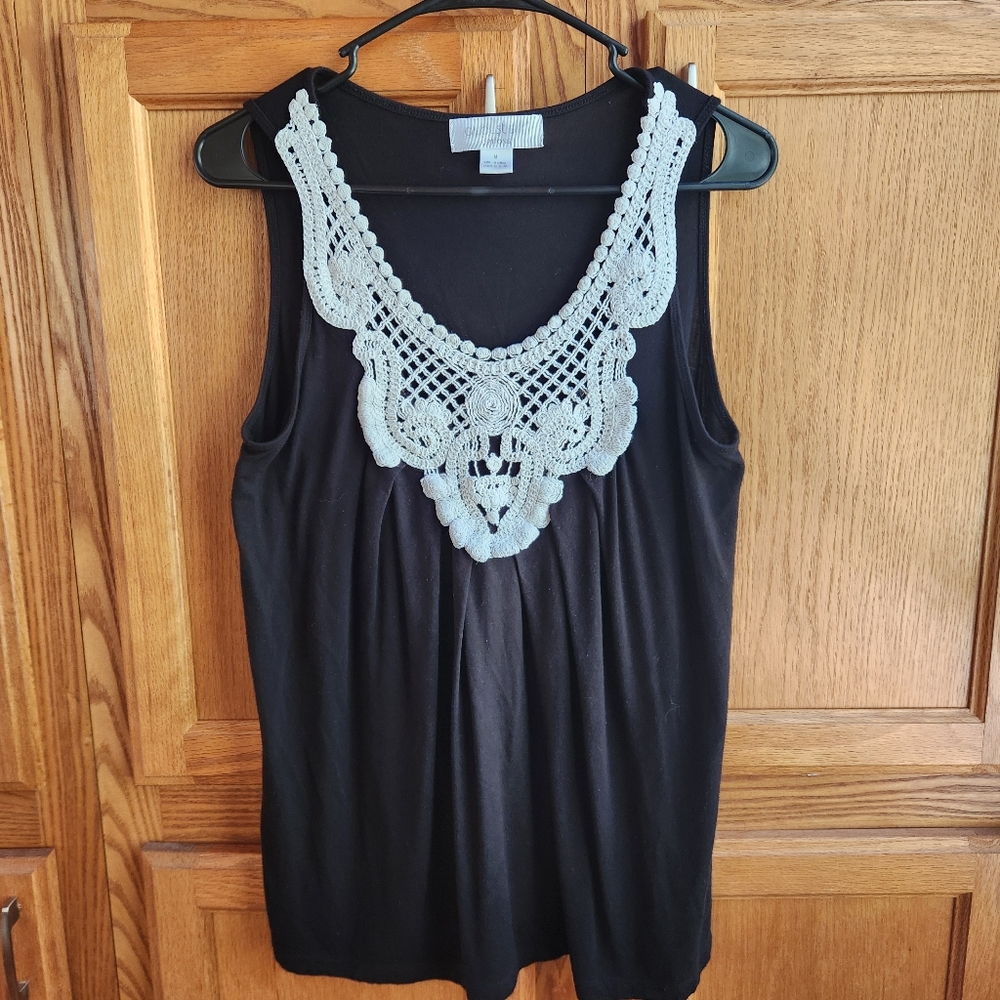 August Silk Embroidery Tank Top Size Medium